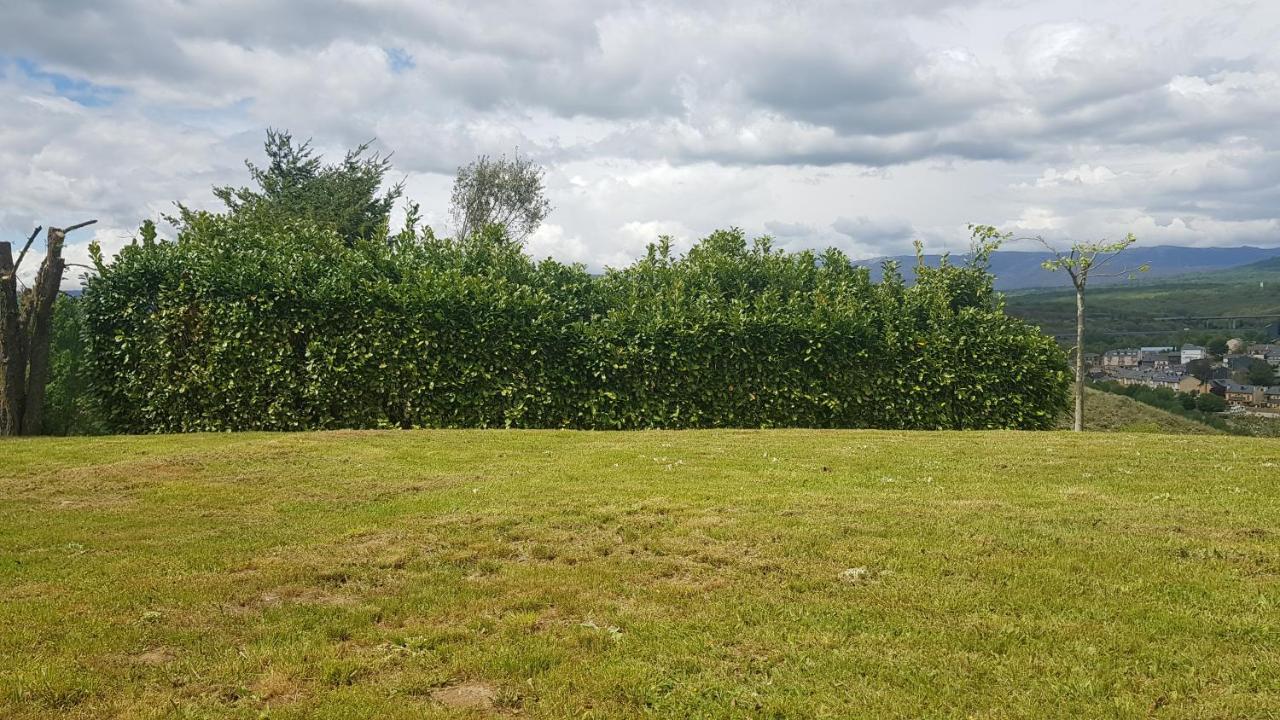 Вилла La Artesonada Casa Con Finca Пуэбла-де-Санабриа Экстерьер фото